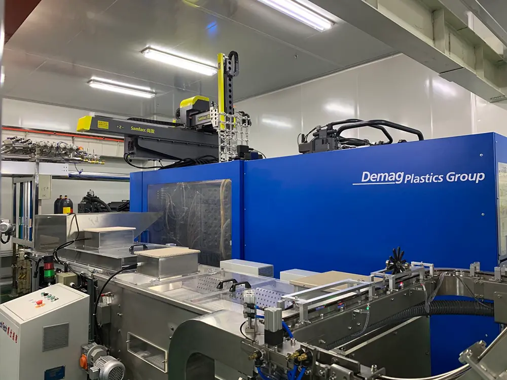 demag