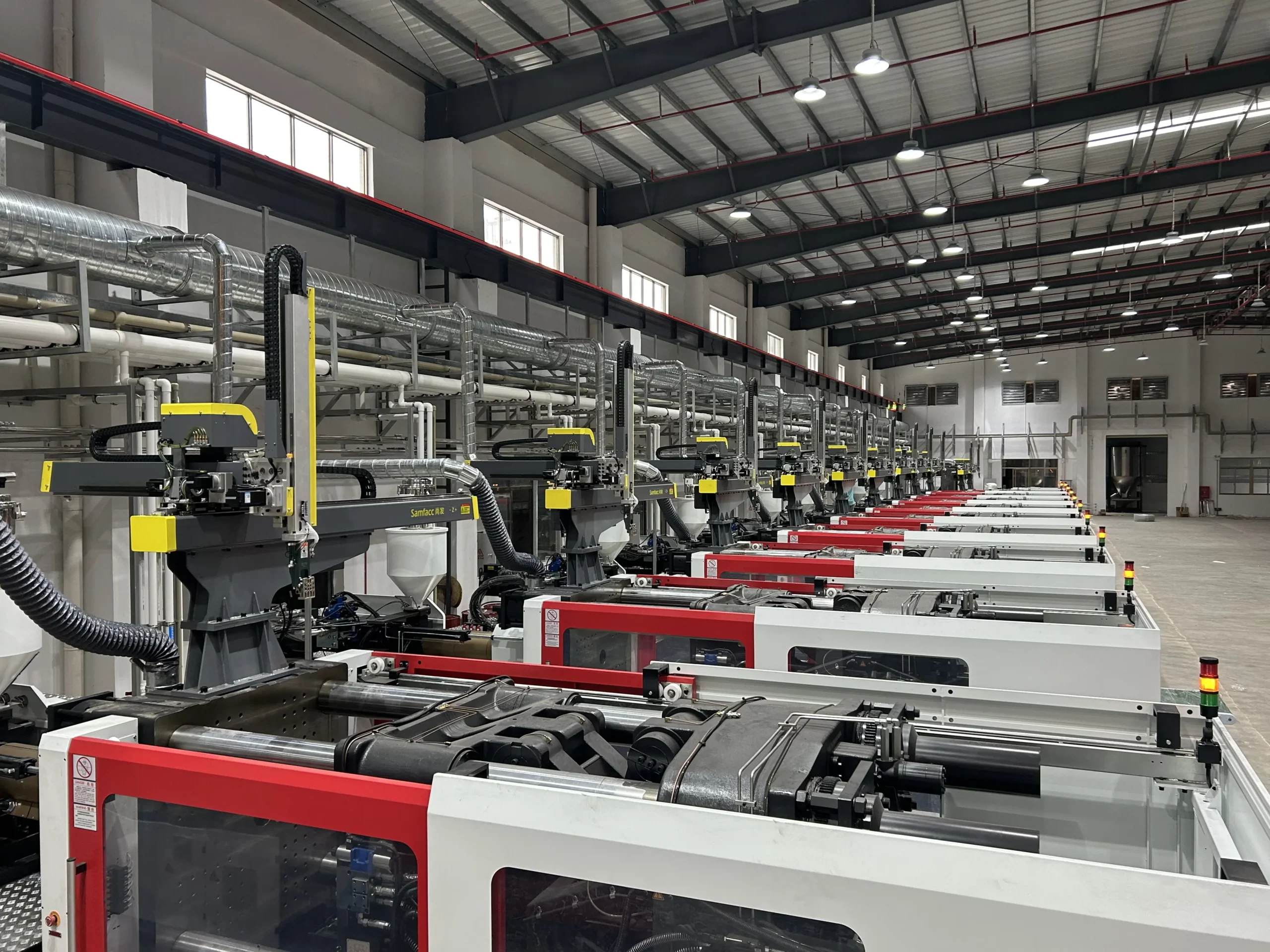 In Mold Labeling Machine (2)